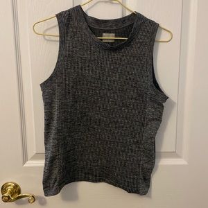 ATHLETA Sleeveless Top Women’s Size Medium Gray